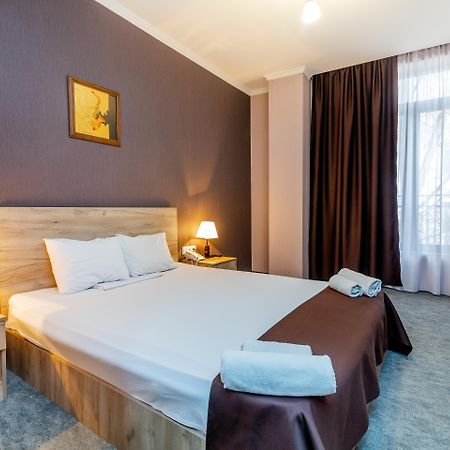 Hotel Marlyn Tbilisi Exterior photo