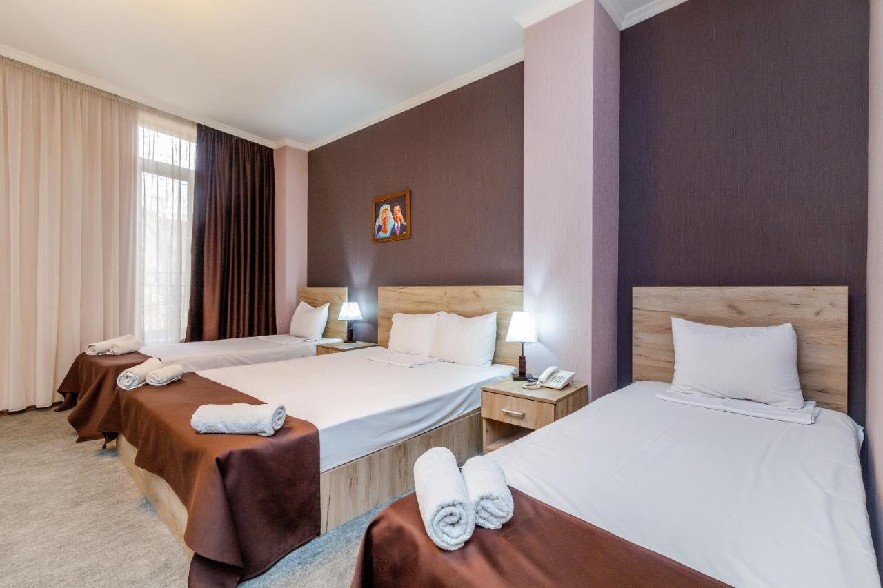 Hotel Marlyn Tbilisi Exterior photo